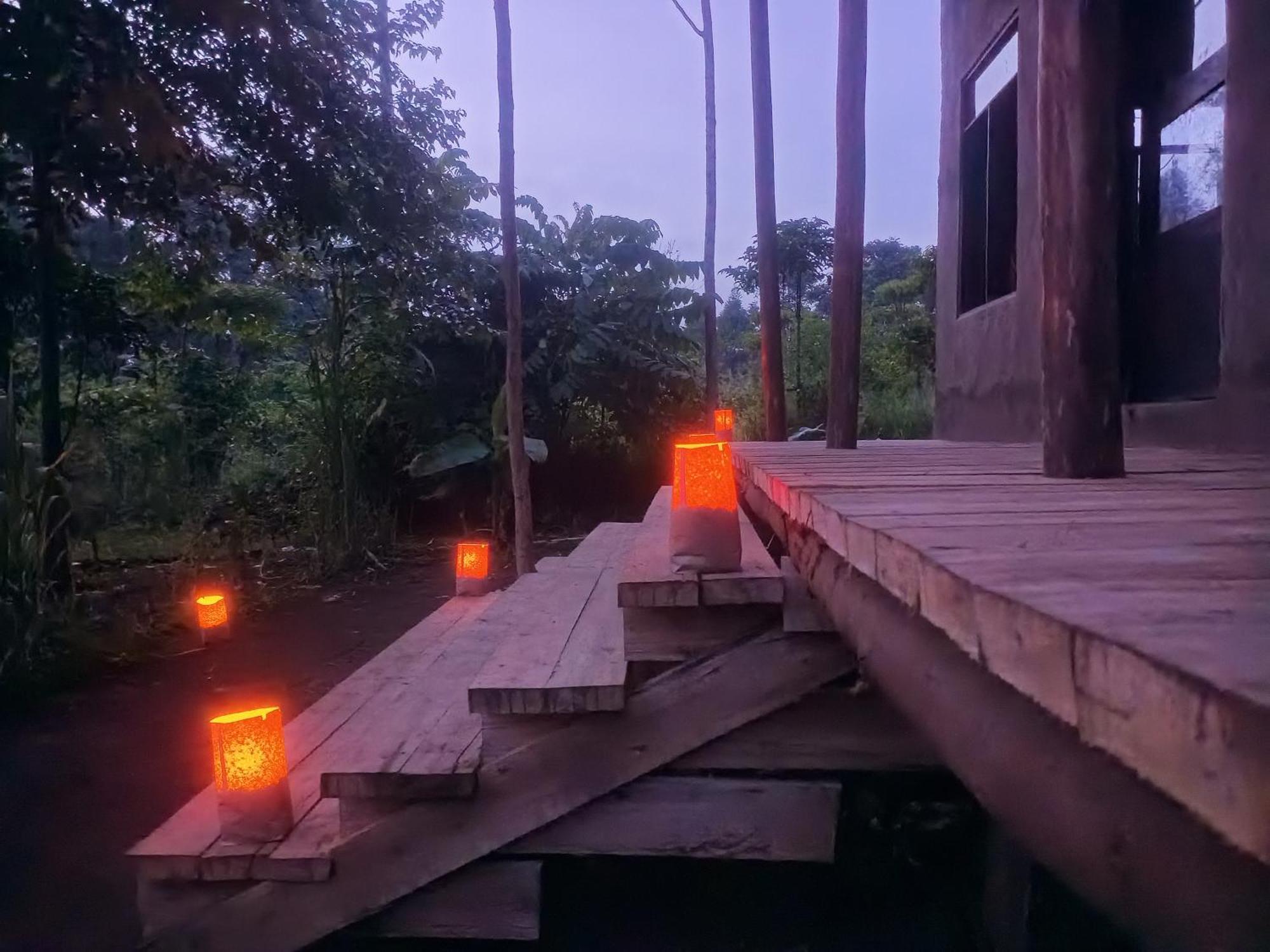 Kibale River Camp Vila Lake Nyabikere Exterior foto